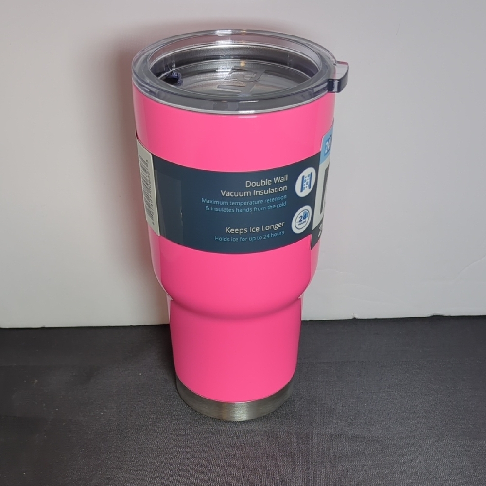 RTIC Hot Pink 20 oz Tumbler new - Picture 3 of 4